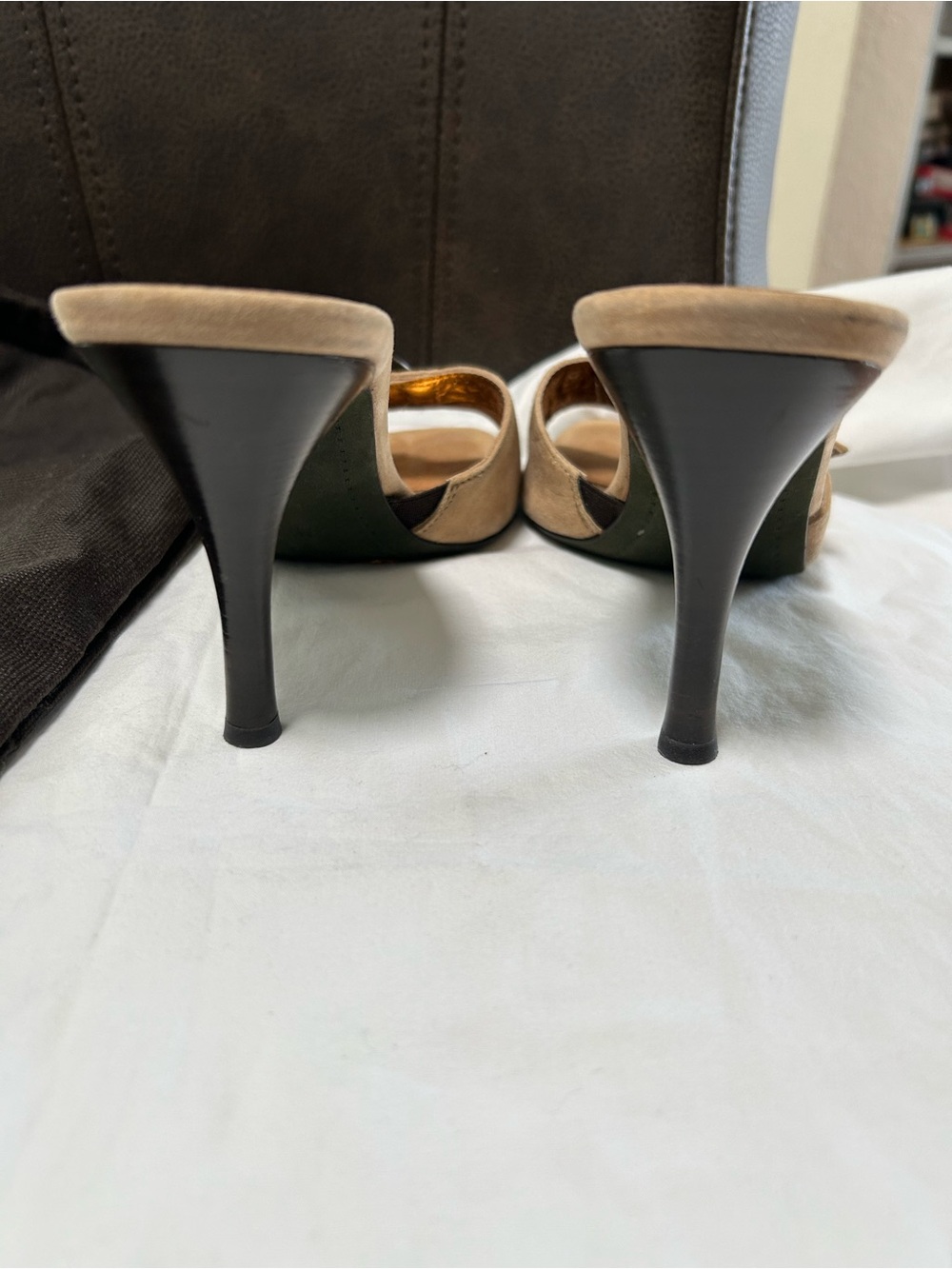 Donald J. Pliner Tan Suede Slide Heels with Gold Insoles - Picture 6 of 10